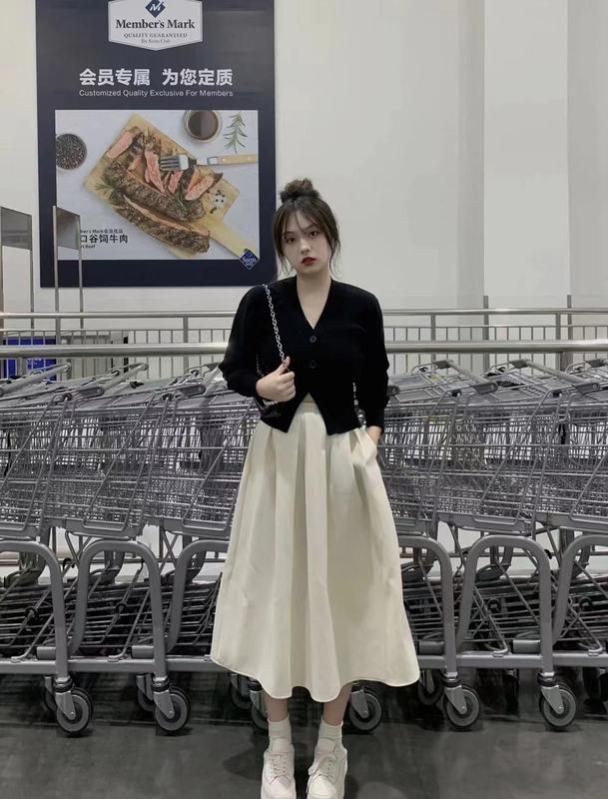 微胖女生的时尚显瘦搭配秘籍